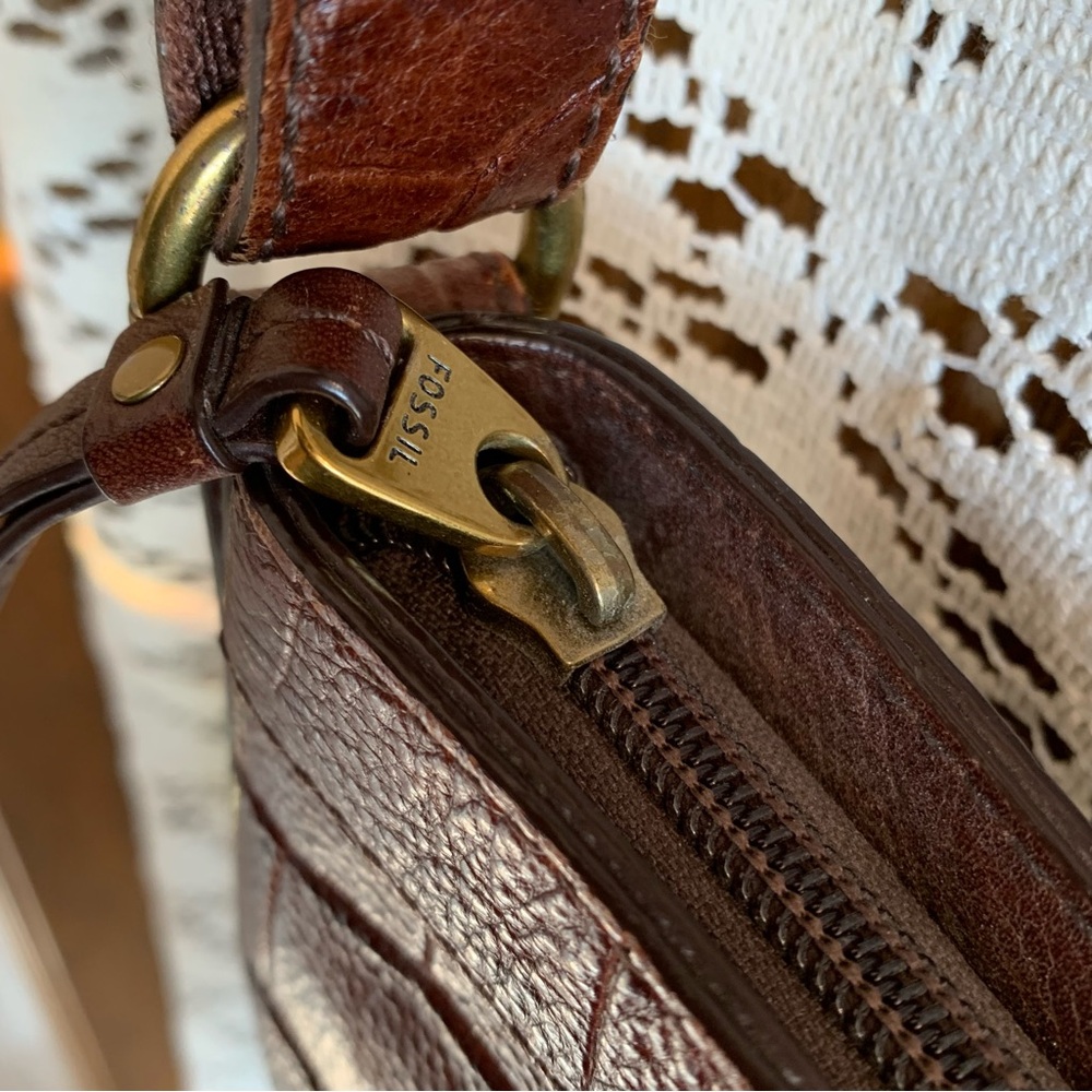 Fossil Leather Crossbody Bag - Picture 14 of 15